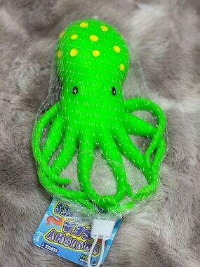 SQUISHY SEA CREATURES SOFT, STRETCHING, FULL OF SAND NEW